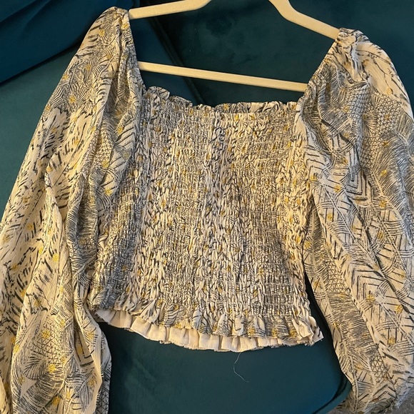 Pookie and Sebastian top - Picture 1 of 2